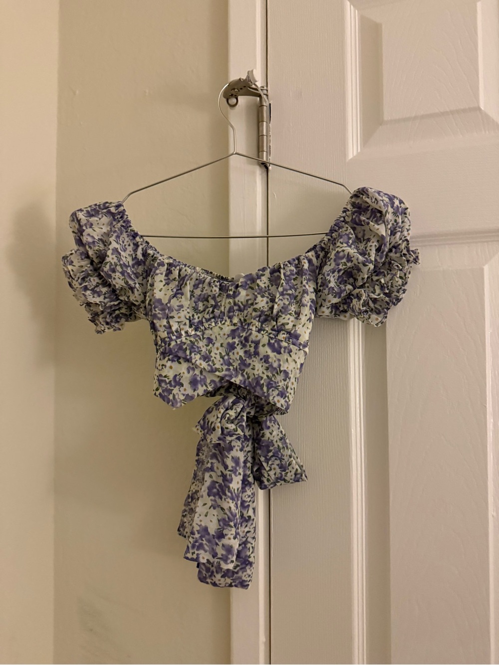 Floral Lavender Puff-Sleeve Tie-Front Crop Top
